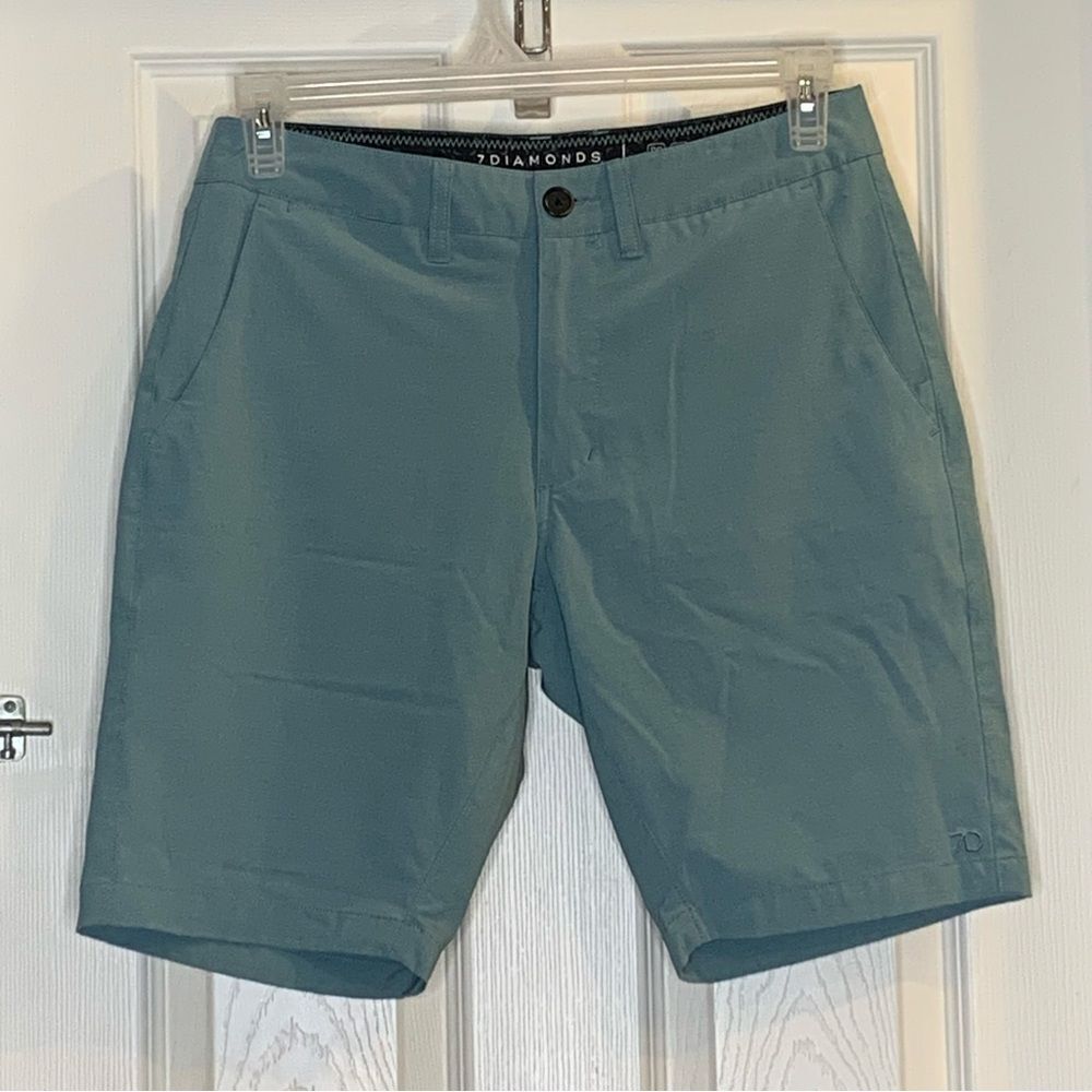 7 Diamonds Momentum Performance Golf Shorts Size 29 Light Teal